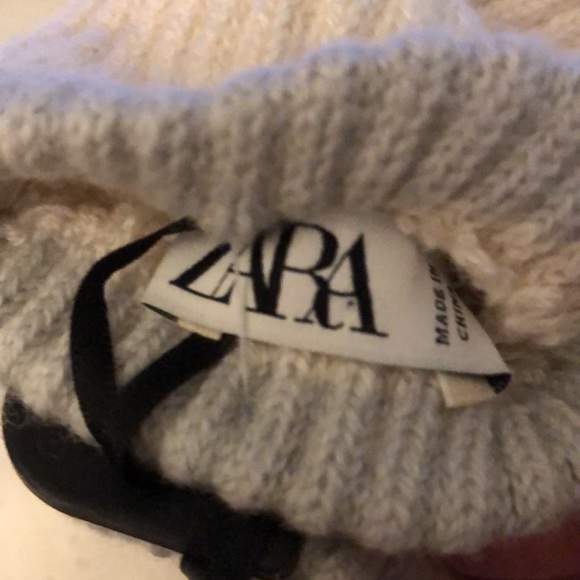 Zara Jacquard Knit White Long Gloves Pale Blue Snowflake Pattern Size S NWT - Picture 15 of 16